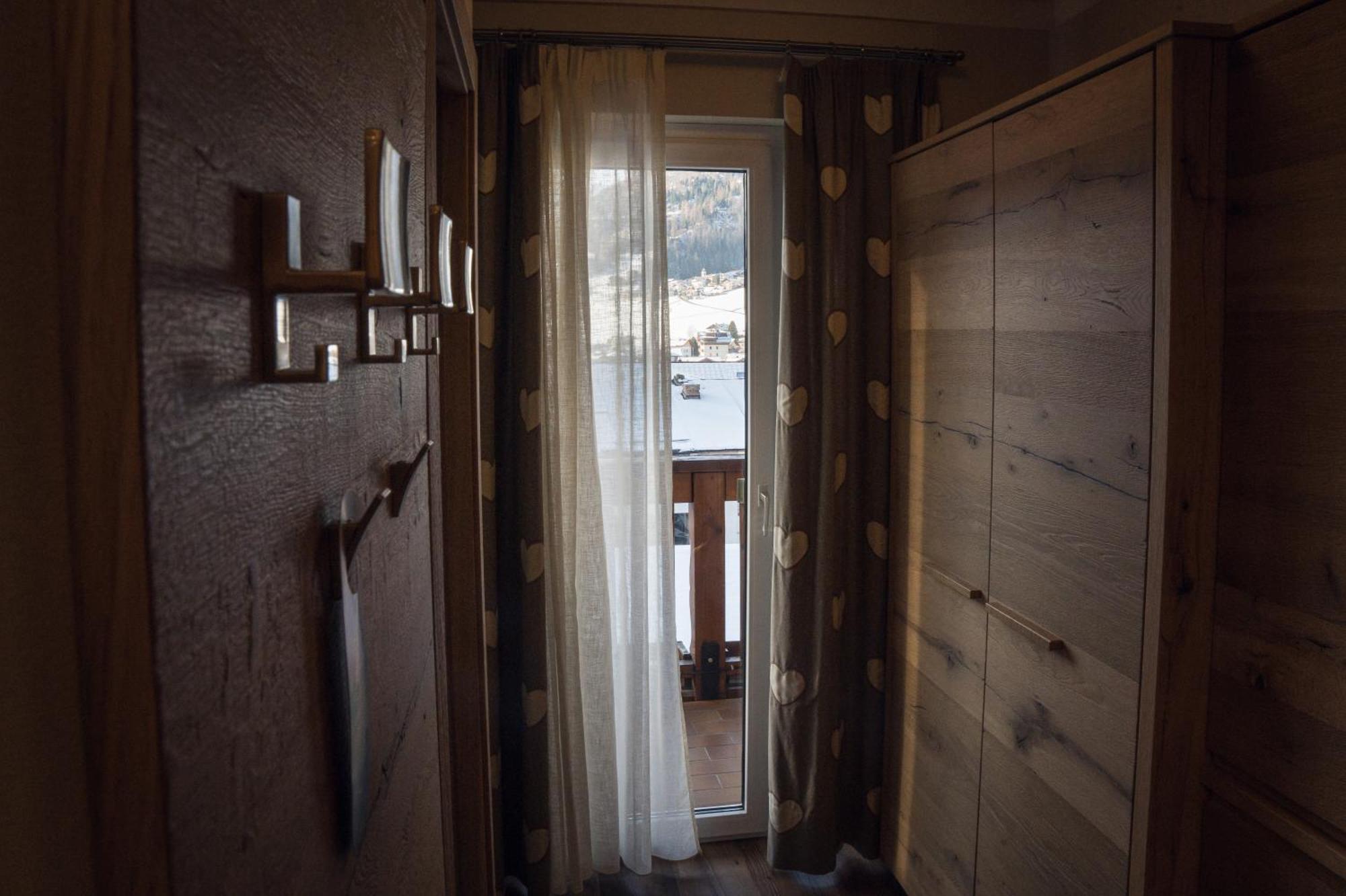 Hotel Alle Alpi Moena Buitenkant foto