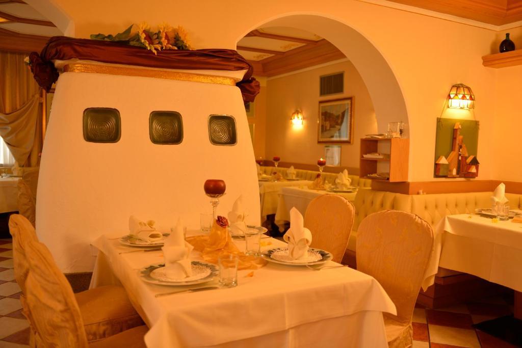 Hotel Alle Alpi Moena Buitenkant foto